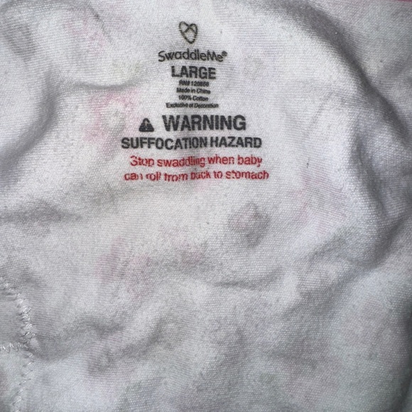 SwaddleMe White and Pink Baby Swaddle - Picture 3 of 5